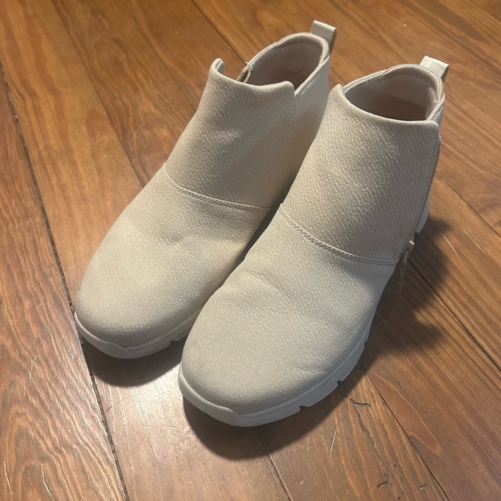 Ryka Women’s Companion Ankle Booties